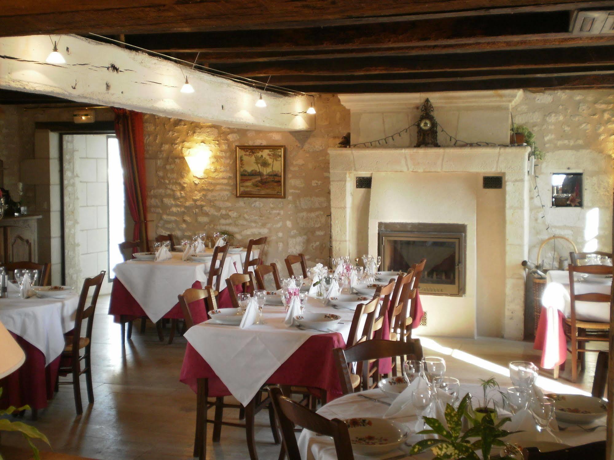 Le Pigeonnier Du Perron Hotel Availles-en-Chatellerault Exteriér fotografie